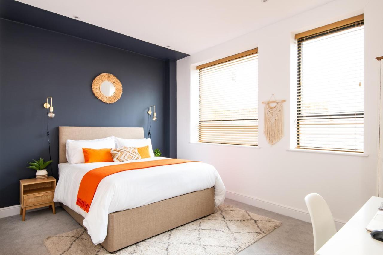Stunning 2 Bed Apartment Sea Views And Parking Worthing Luaran gambar