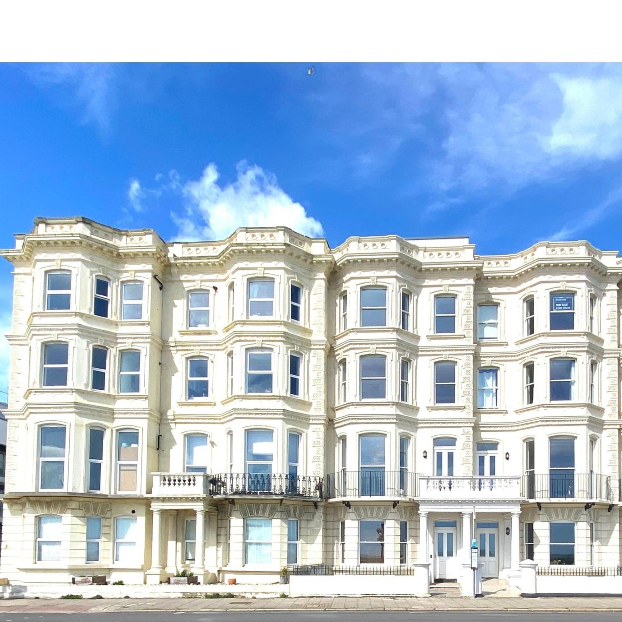 Stunning 2 Bed Apartment Sea Views And Parking Worthing Luaran gambar